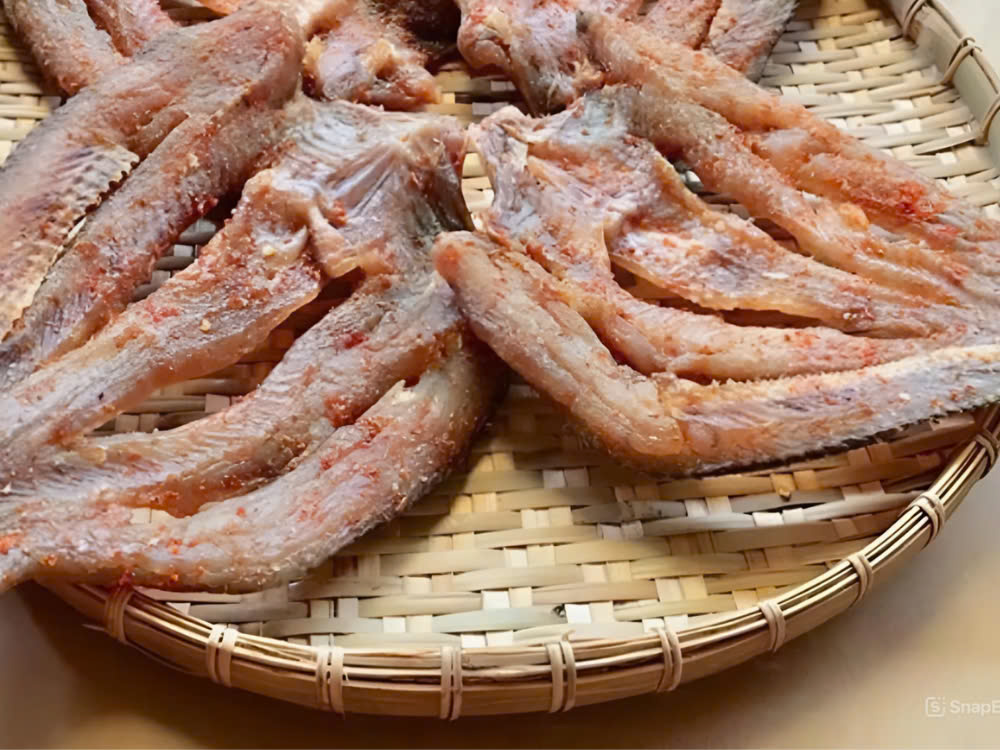 Thông tin về sản phẩm và hoạt động 